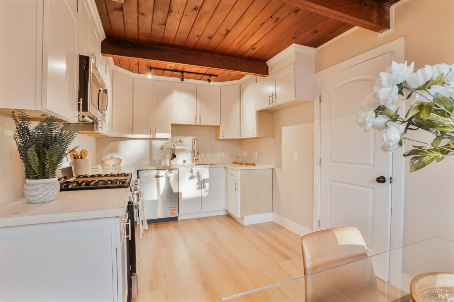 Detail Gallery Image 10 of 29 For Address Is Not Disclosed, San Pablo,  CA 94806 - 3 Beds | 1 Baths