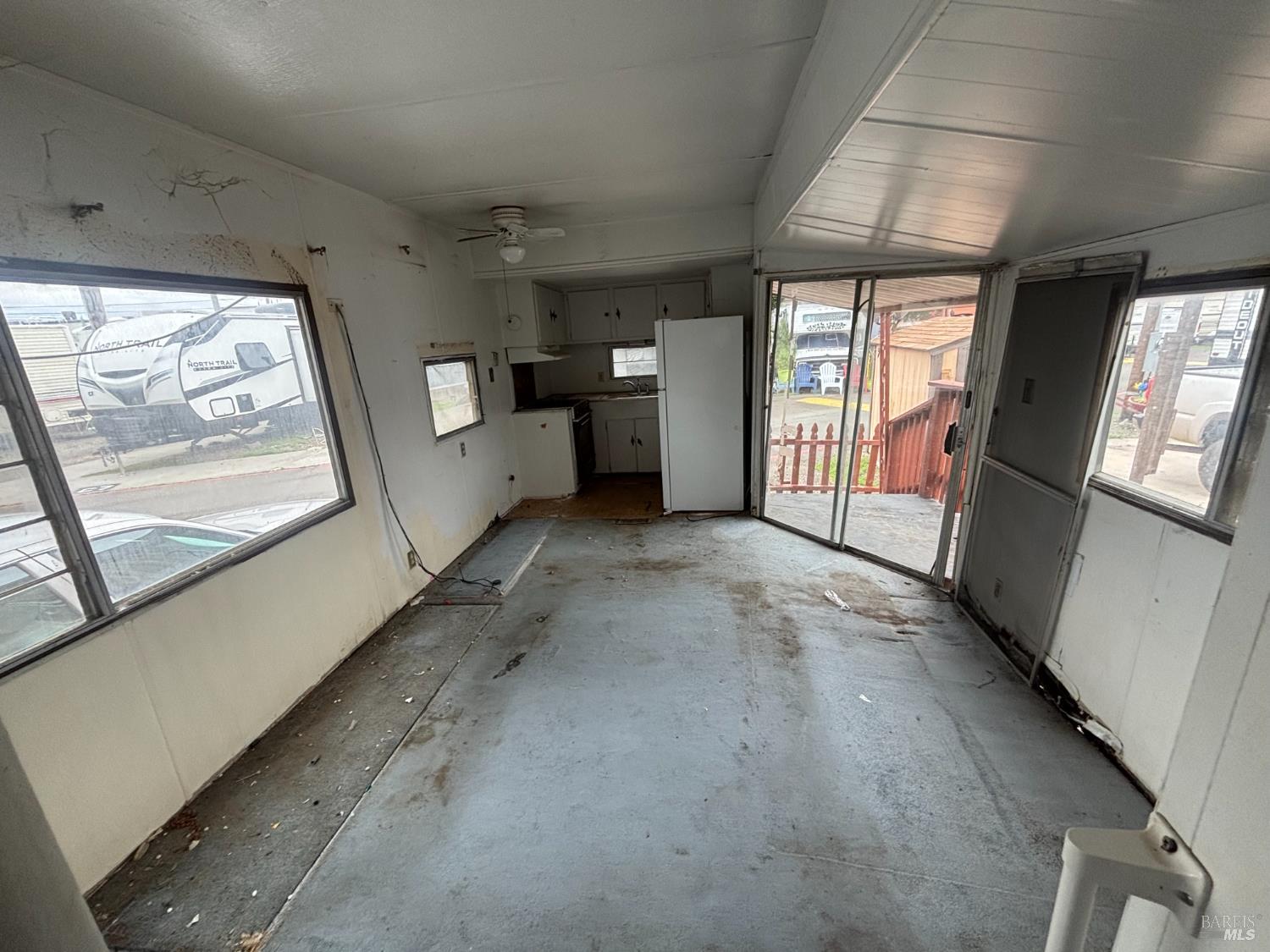 Detail Gallery Image 9 of 12 For 1427 W Texas St B 07, Fairfield,  CA 94533 - 1 Beds | 1 Baths