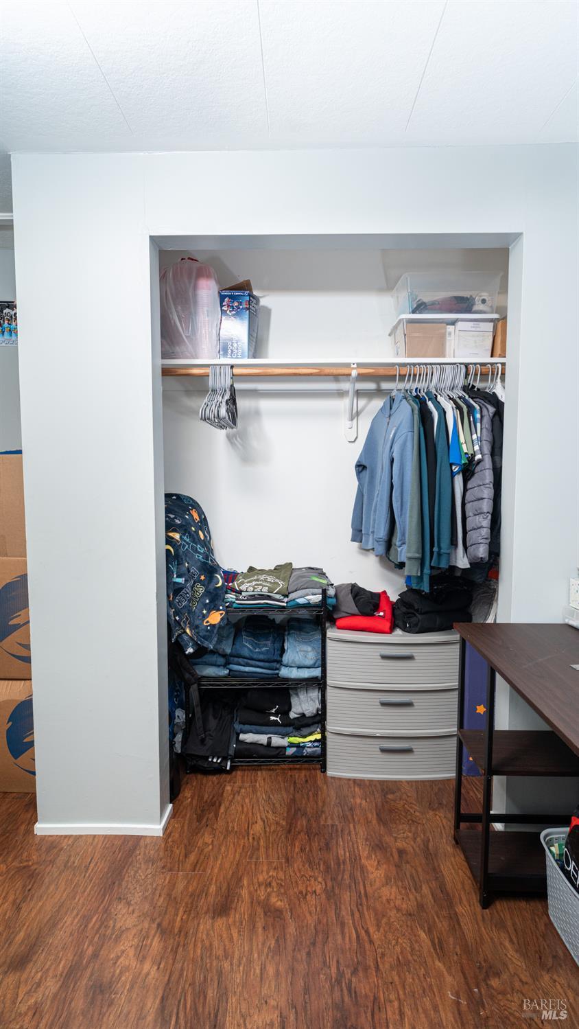 Detail Gallery Image 24 of 53 For 401 Frisbie Ave, Santa Rosa,  CA 95407 - 3 Beds | 2 Baths