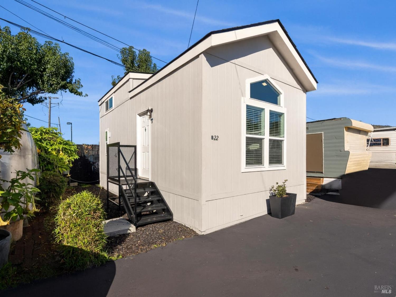 Front Image Thumbnail for BA325102755