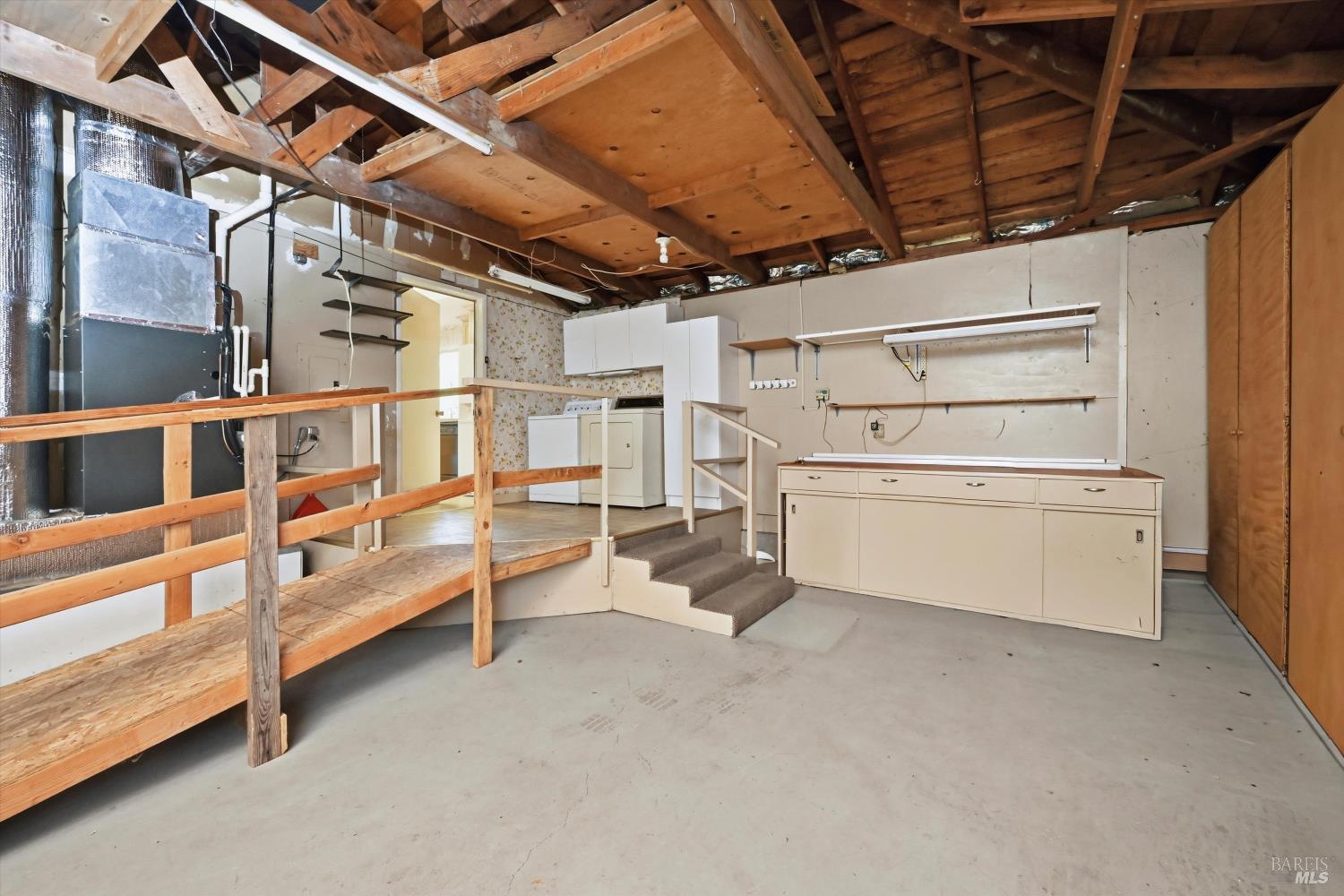 Detail Gallery Image 24 of 38 For 220 Cedar Cir, Healdsburg,  CA 95448 - 2 Beds | 2 Baths