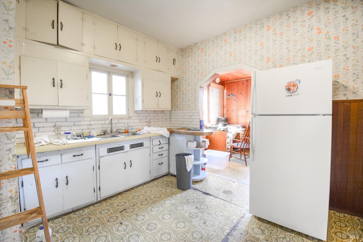 Detail Gallery Image 8 of 44 For 1453 Calistoga Ave, Napa,  CA 94559 - 2 Beds | 1 Baths