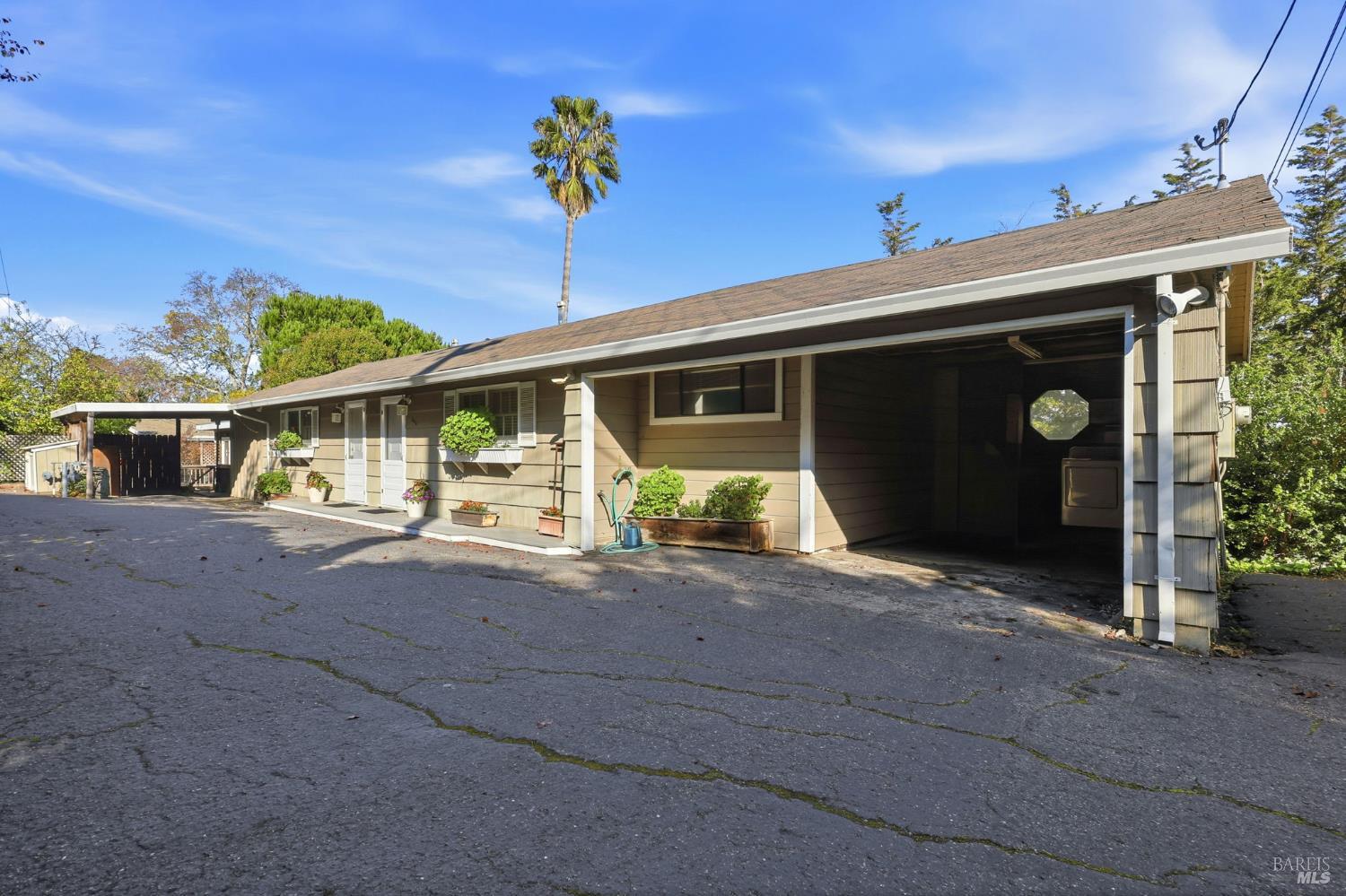 Detail Gallery Image 32 of 33 For 834 Meadowsweet Dr, Corte Madera,  CA 94925 - 3 Beds | 3 Baths