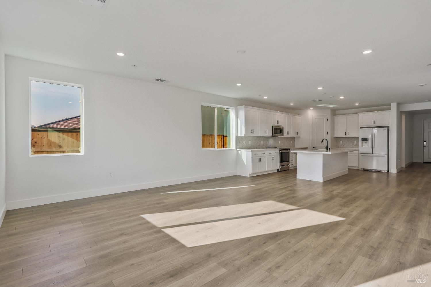 Detail Gallery Image 16 of 35 For 519 Leveler Dr, Vacaville,  CA 95687 - 4 Beds | 3 Baths