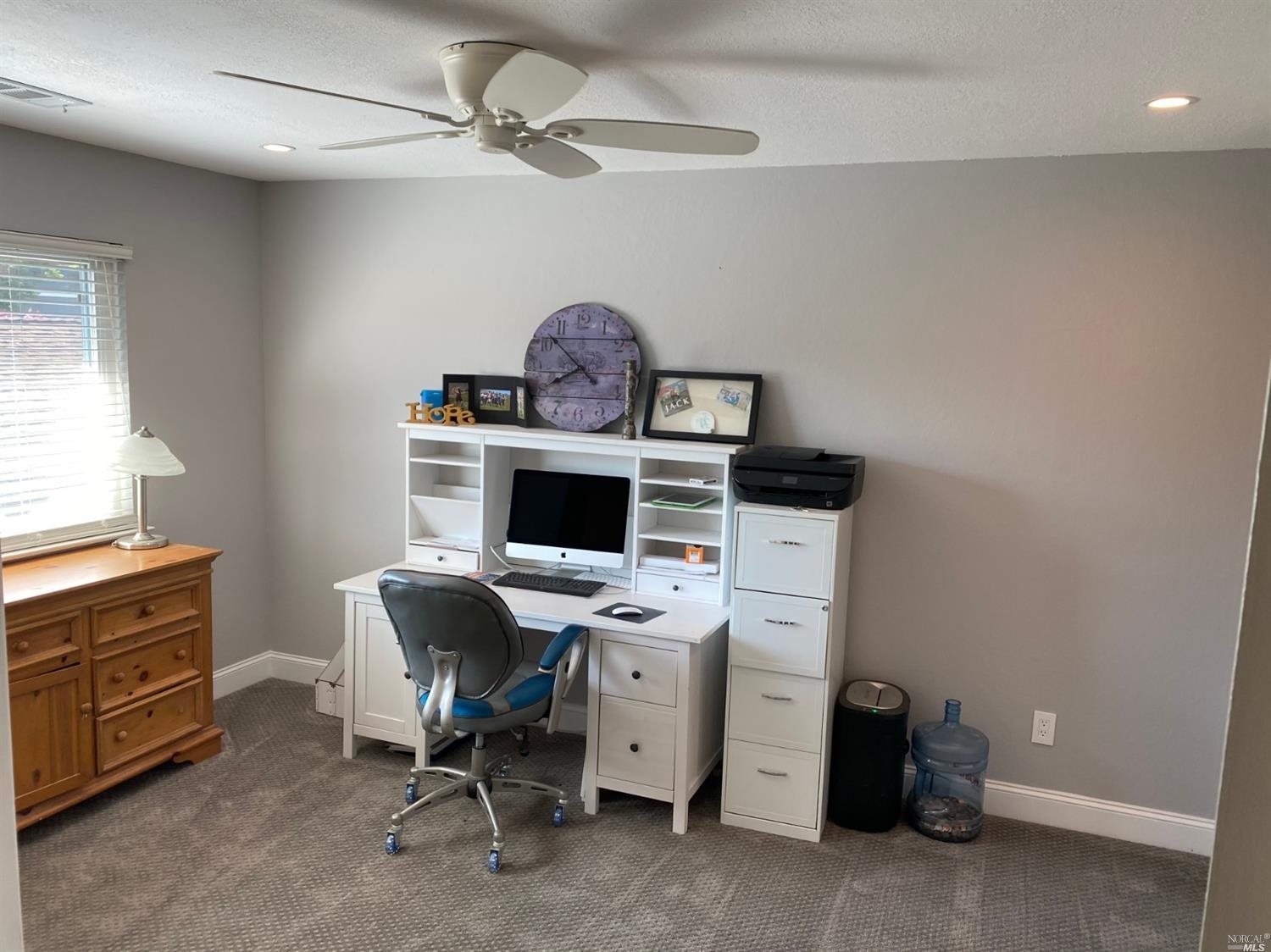 Detail Gallery Image 8 of 15 For 1791 Lindo St, Benicia,  CA 94510 - 2 Beds | 2/1 Baths