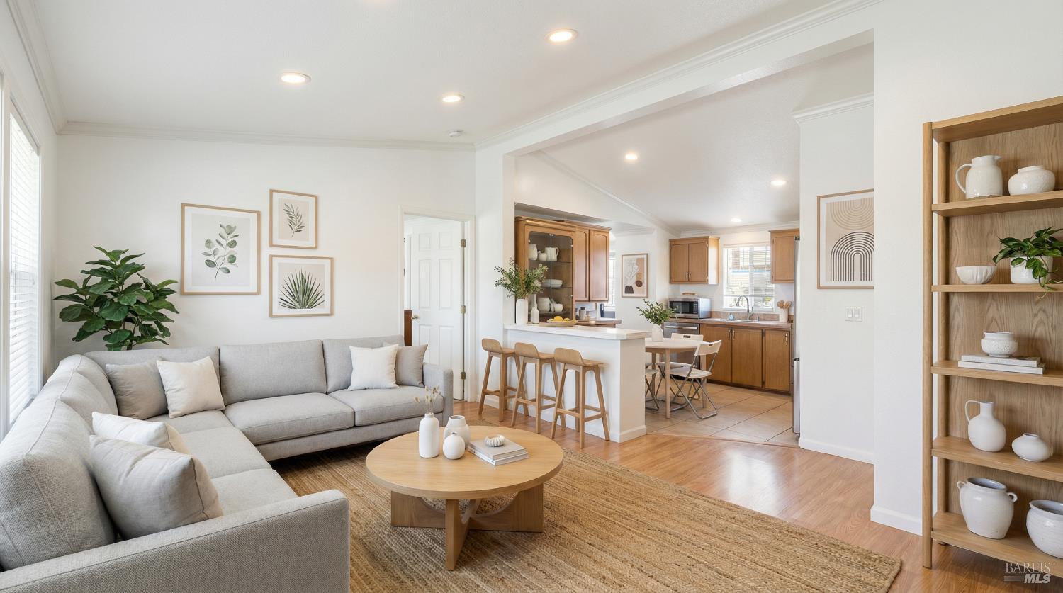 Detail Gallery Image 7 of 35 For 2963 Santa Rosa Ave C6, Santa Rosa,  CA 95407 - 3 Beds | 2 Baths