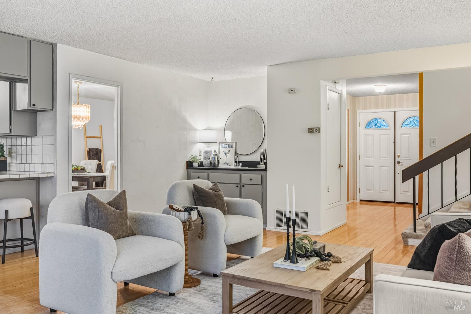 Detail Gallery Image 19 of 51 For 494 Mills Dr, Benicia,  CA 94510 - 4 Beds | 2/1 Baths