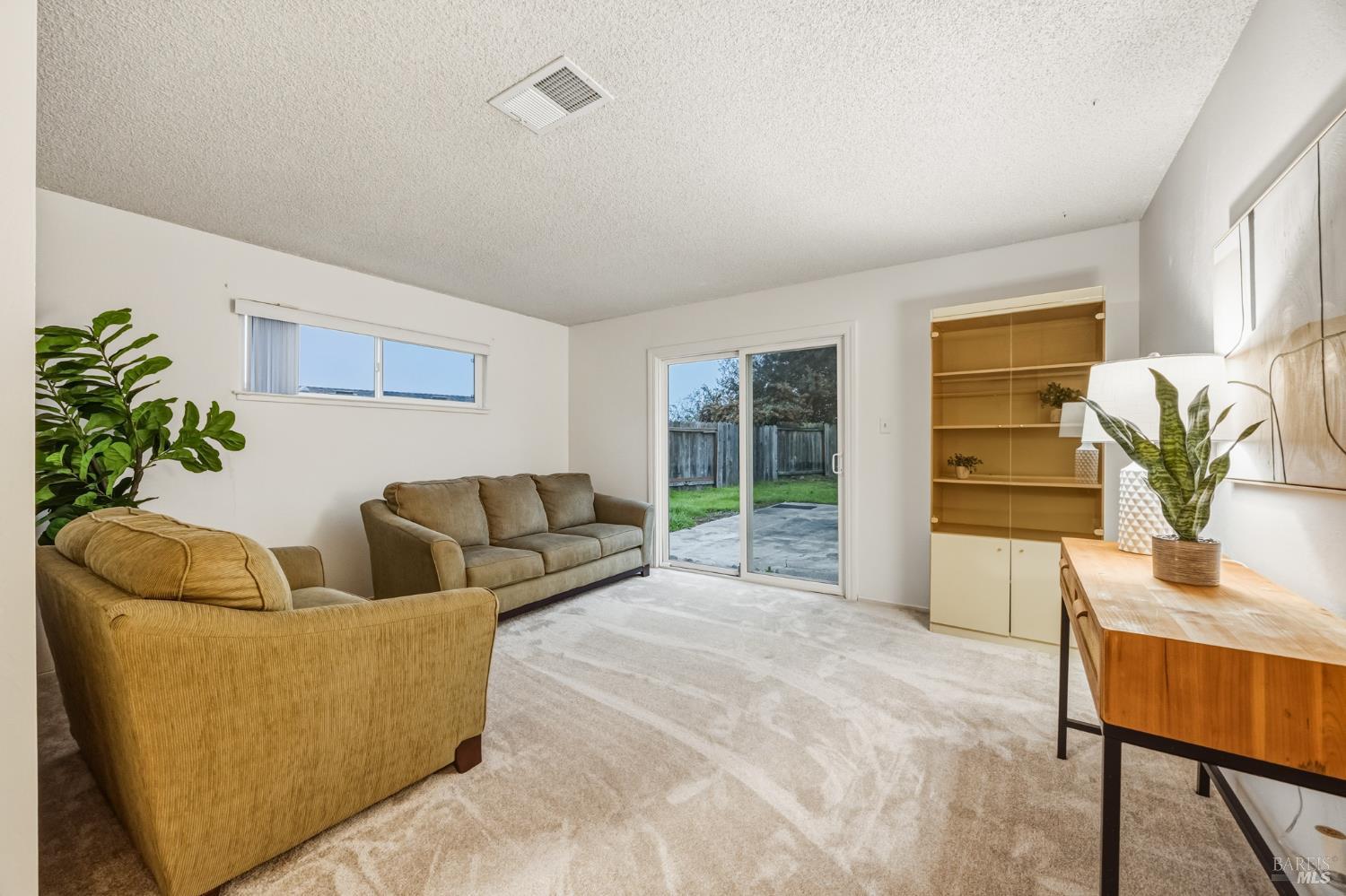 Detail Gallery Image 38 of 51 For 494 Mills Dr, Benicia,  CA 94510 - 4 Beds | 2/1 Baths