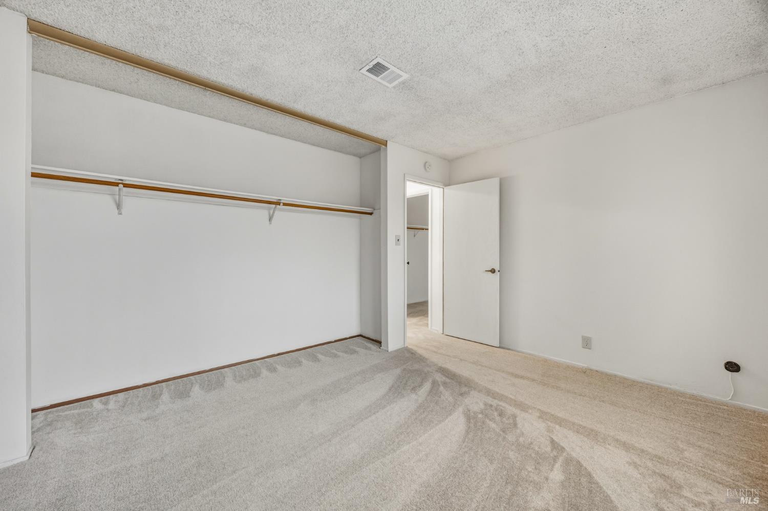 Detail Gallery Image 34 of 51 For 494 Mills Dr, Benicia,  CA 94510 - 4 Beds | 2/1 Baths