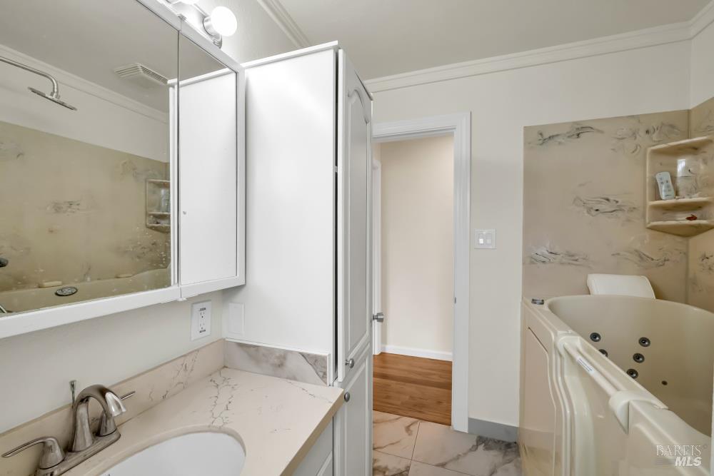 Detail Gallery Image 21 of 34 For 2525 Alameda St, Vallejo,  CA 94590 - 2 Beds | 1 Baths