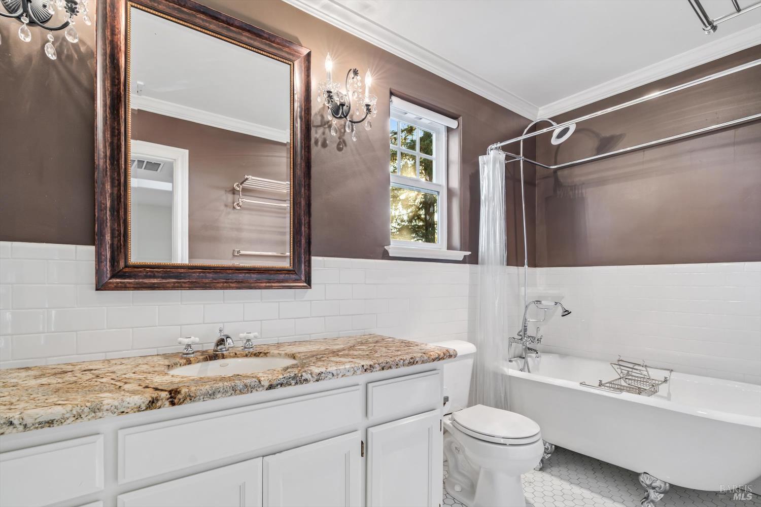 Detail Gallery Image 16 of 28 For 772 Mcclelland Dr, Windsor,  CA 95492 - 3 Beds | 2/1 Baths