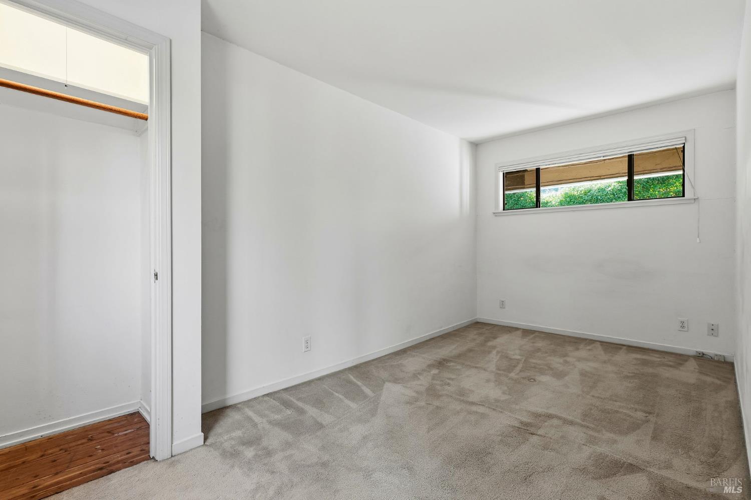 Detail Gallery Image 20 of 33 For 834 Meadowsweet Dr, Corte Madera,  CA 94925 - 3 Beds | 3 Baths