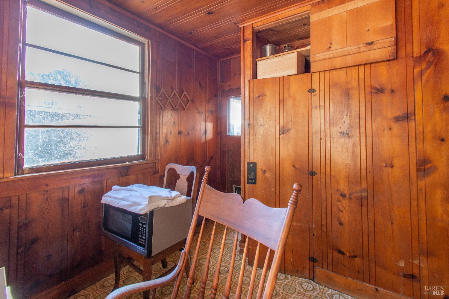 Detail Gallery Image 11 of 44 For 1453 Calistoga Ave, Napa,  CA 94559 - 2 Beds | 1 Baths