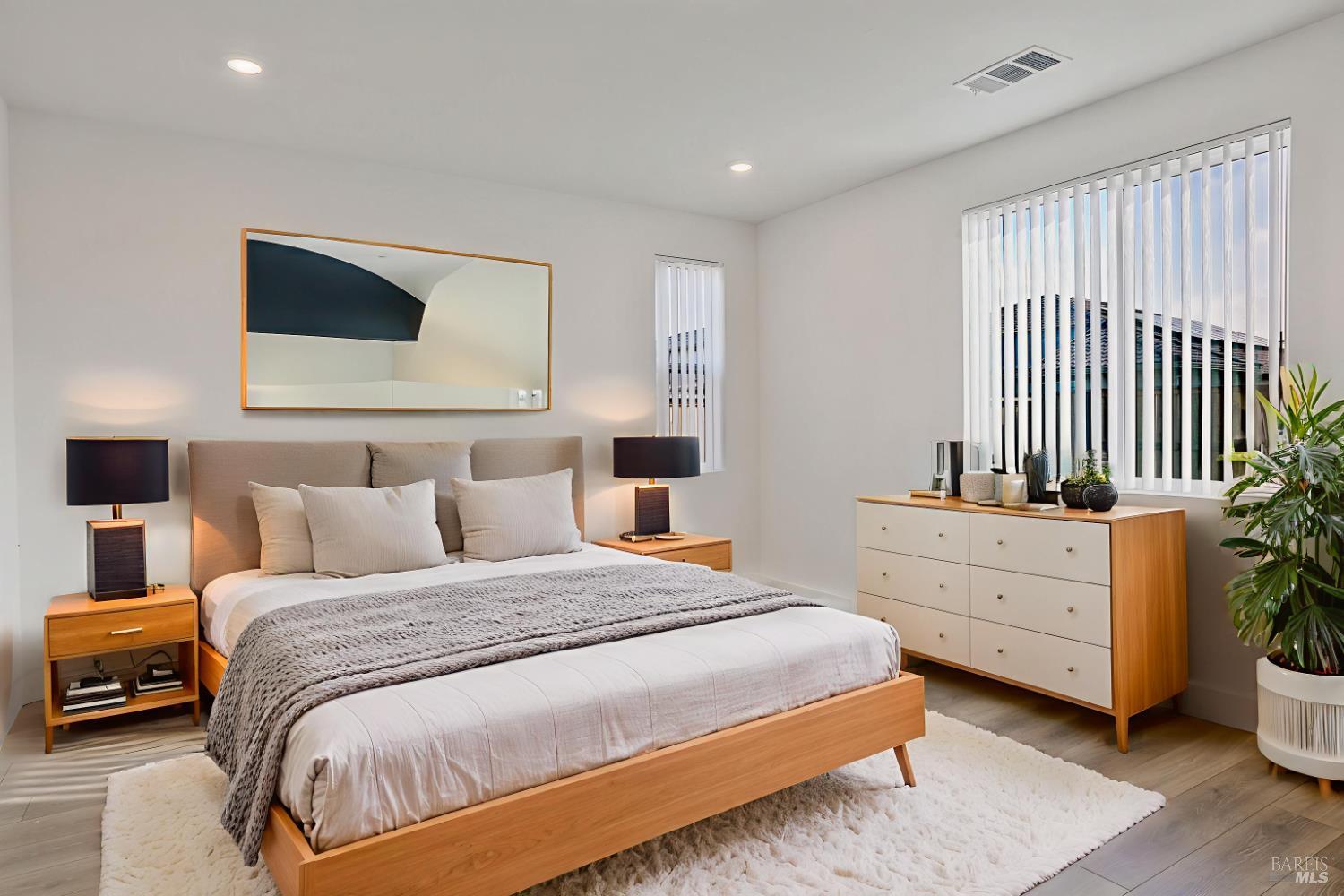 Detail Gallery Image 13 of 35 For 519 Leveler Dr, Vacaville,  CA 95687 - 4 Beds | 3 Baths