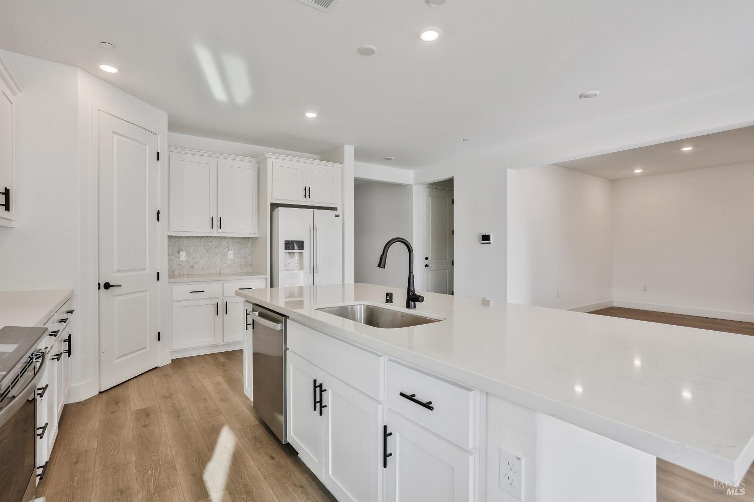 Detail Gallery Image 18 of 35 For 519 Leveler Dr, Vacaville,  CA 95687 - 4 Beds | 3 Baths