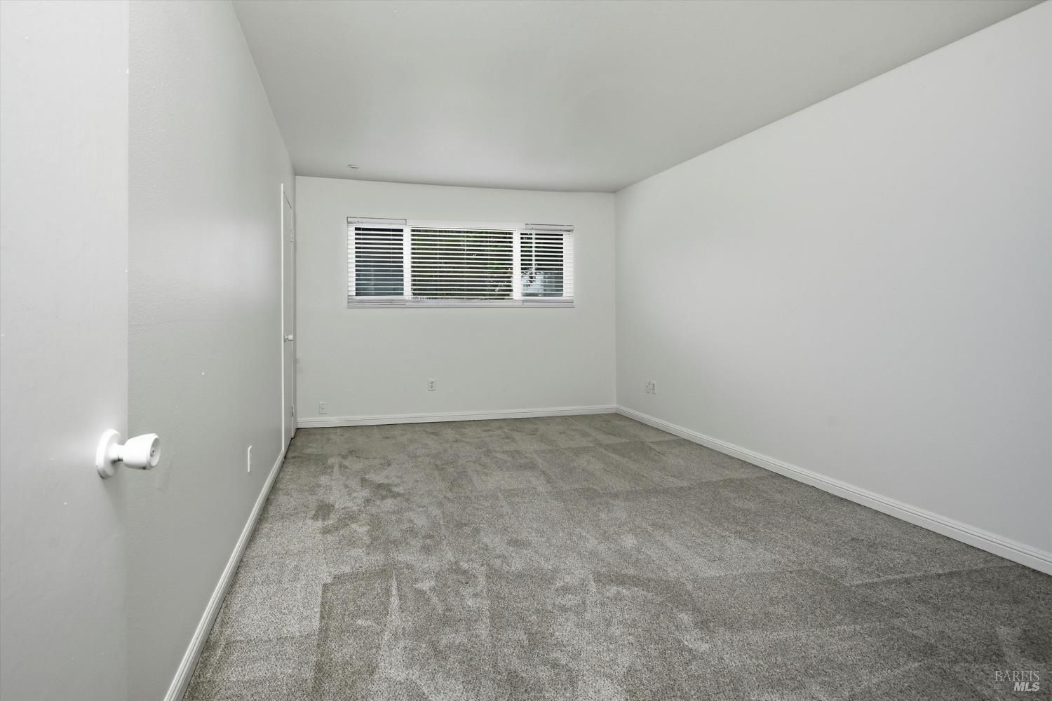 Detail Gallery Image 7 of 27 For 1213 Fair Oaks Ave, Santa Rosa,  CA 95404 - – Beds | – Baths