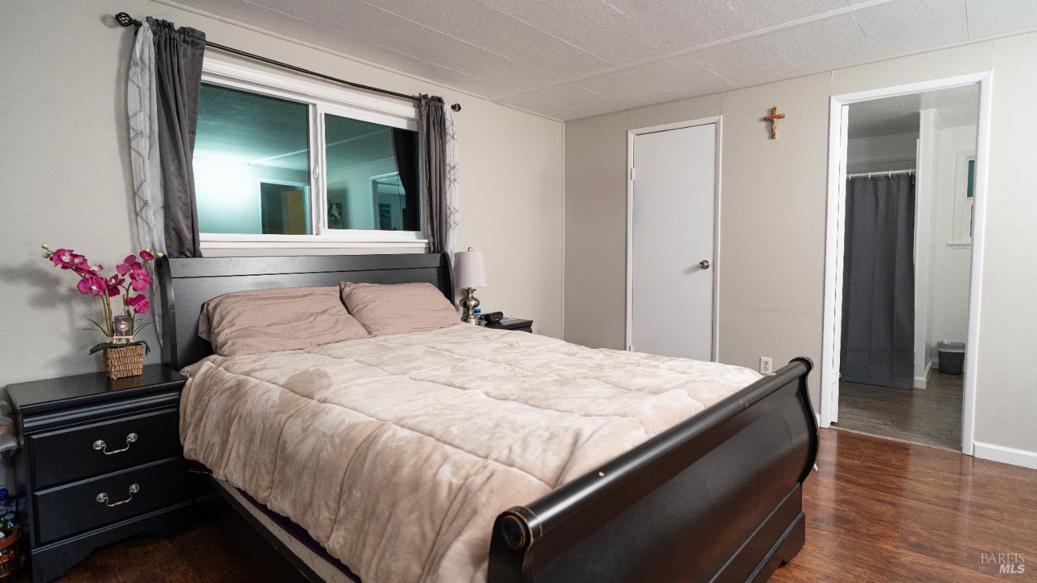 Detail Gallery Image 36 of 53 For 401 Frisbie Ave, Santa Rosa,  CA 95407 - 3 Beds | 2 Baths