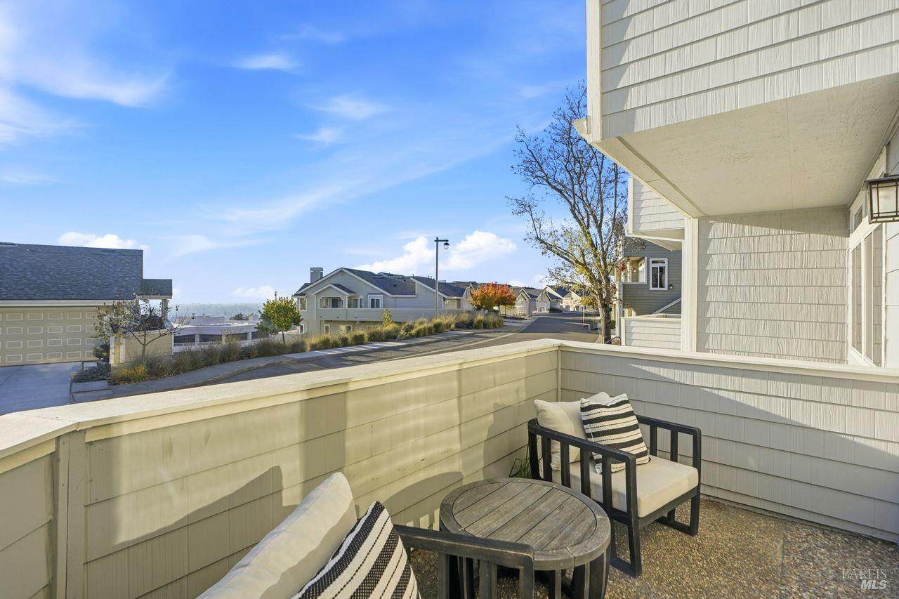 Detail Gallery Image 20 of 34 For 2125 Stonefield Ln, Santa Rosa,  CA 95403 - 2 Beds | 2/1 Baths