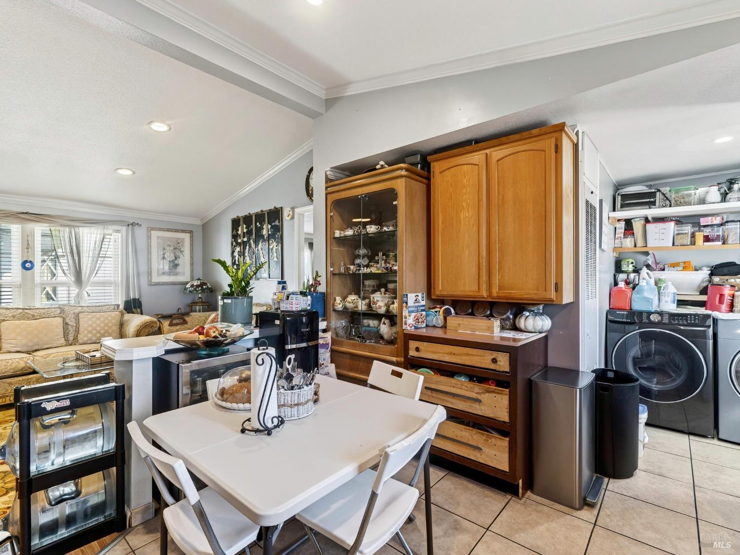 Detail Gallery Image 14 of 35 For 2963 Santa Rosa Ave C6, Santa Rosa,  CA 95407 - 3 Beds | 2 Baths