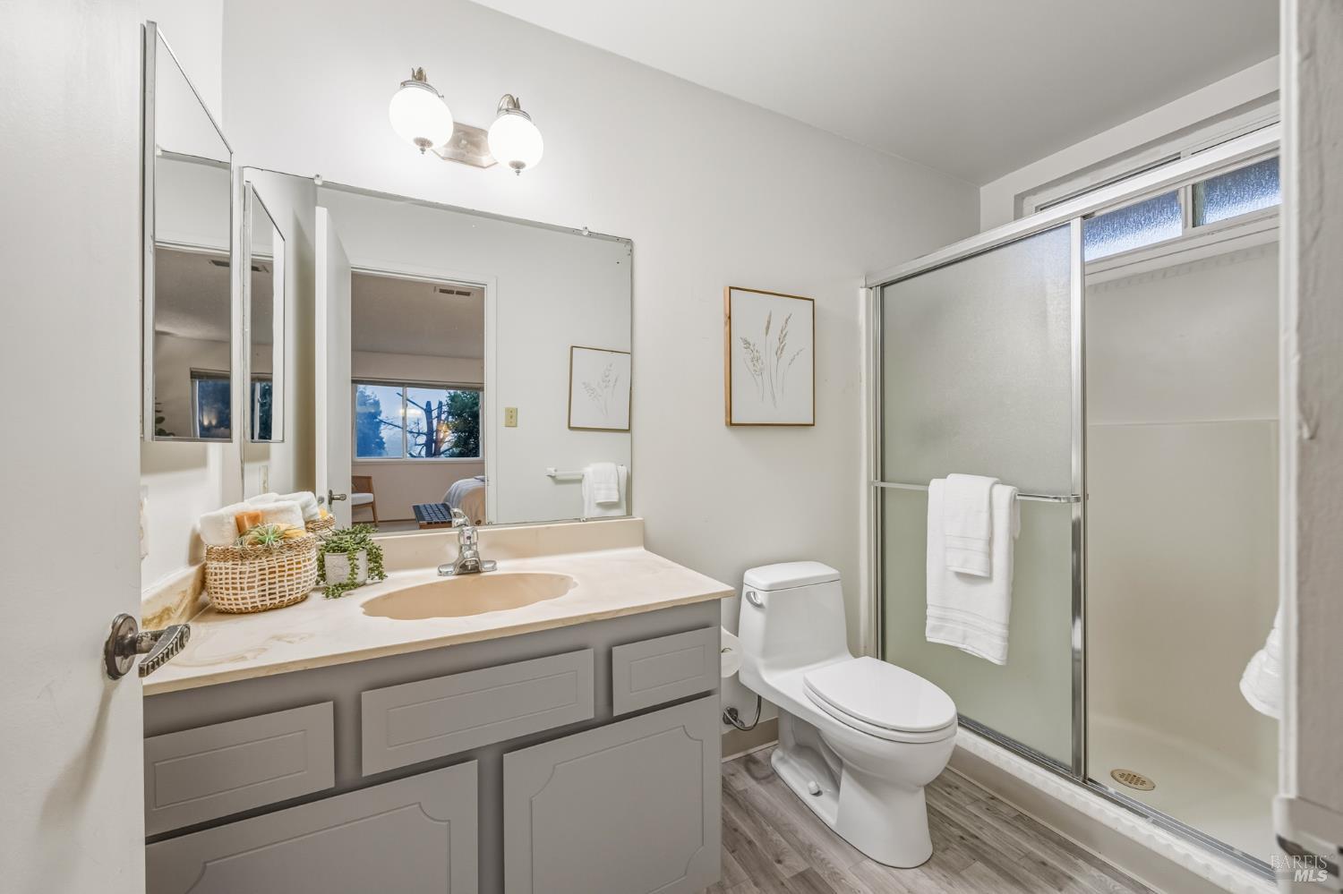 Detail Gallery Image 30 of 51 For 494 Mills Dr, Benicia,  CA 94510 - 4 Beds | 2/1 Baths