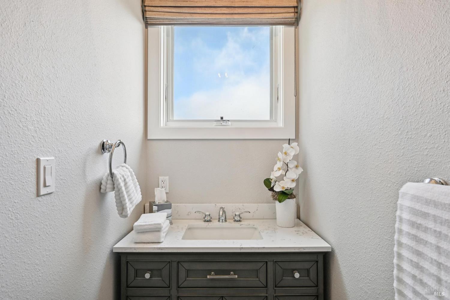 Detail Gallery Image 52 of 70 For 4188 Saint Helena Hwy, Calistoga,  CA 94515 - 3 Beds | 2/1 Baths