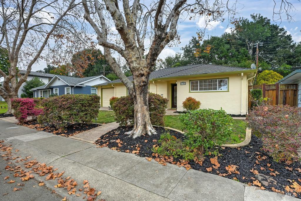 Detail Gallery Image 11 of 48 For 1342 Monteith Dr, Vallejo,  CA 94590 - 2 Beds | 2 Baths