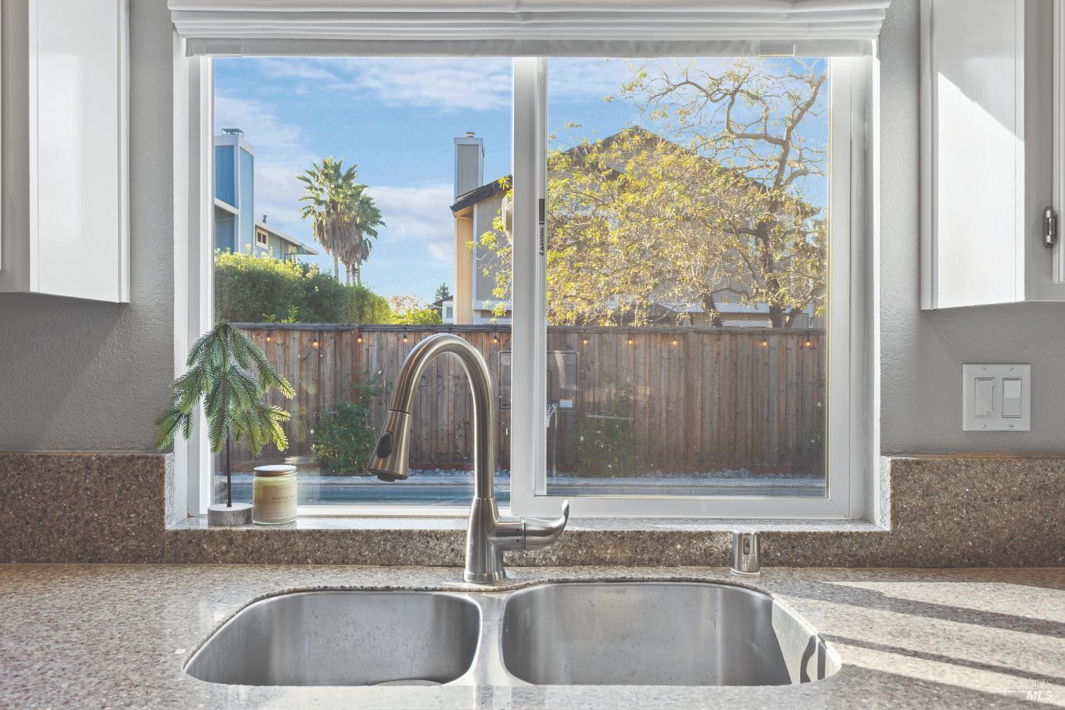 Detail Gallery Image 18 of 47 For 6417 Yale St, Windsor,  CA 95492 - 3 Beds | 2/1 Baths