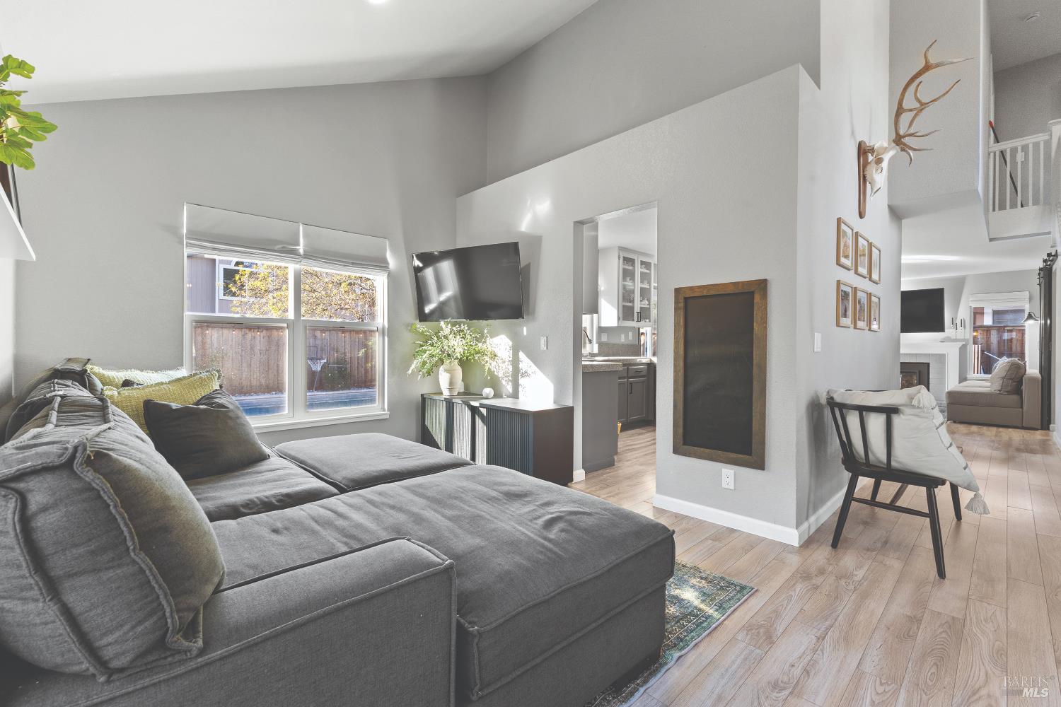 Detail Gallery Image 14 of 47 For 6417 Yale St, Windsor,  CA 95492 - 3 Beds | 2/1 Baths