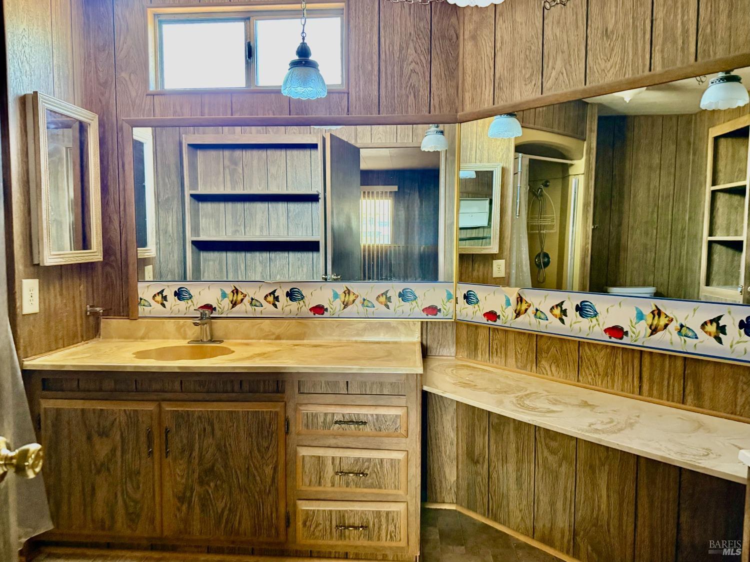 Detail Gallery Image 13 of 19 For 127 Salisbury Cir, Santa Rosa,  CA 95401 - 2 Beds | 2 Baths