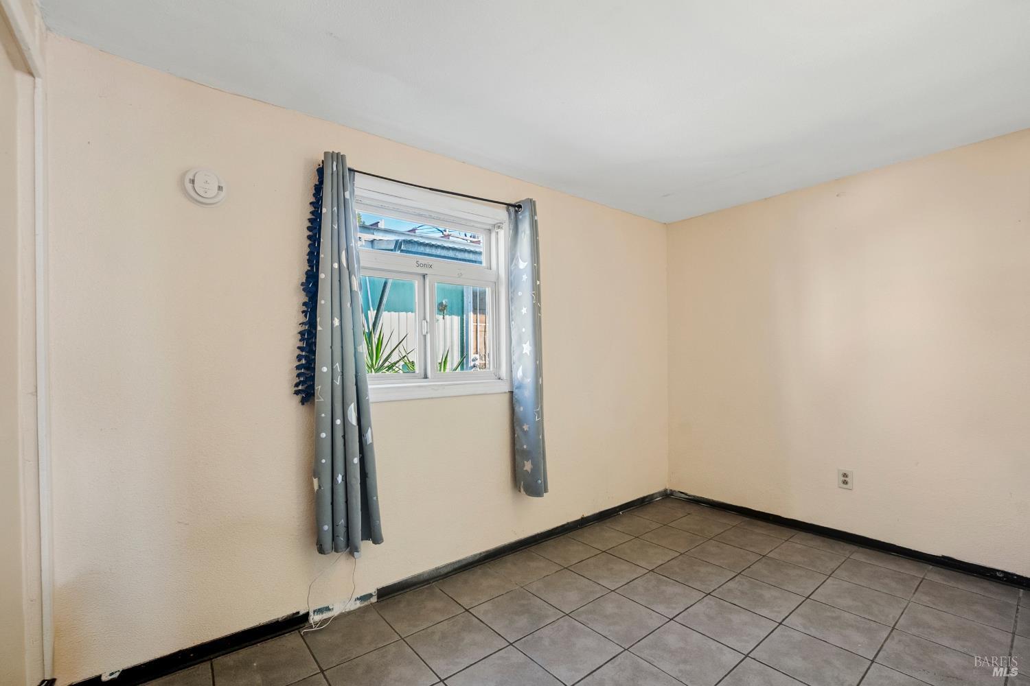 Detail Gallery Image 27 of 31 For 1153 Rumrill Blvd 55, San Pablo,  CA 94806 - 3 Beds | 1 Baths