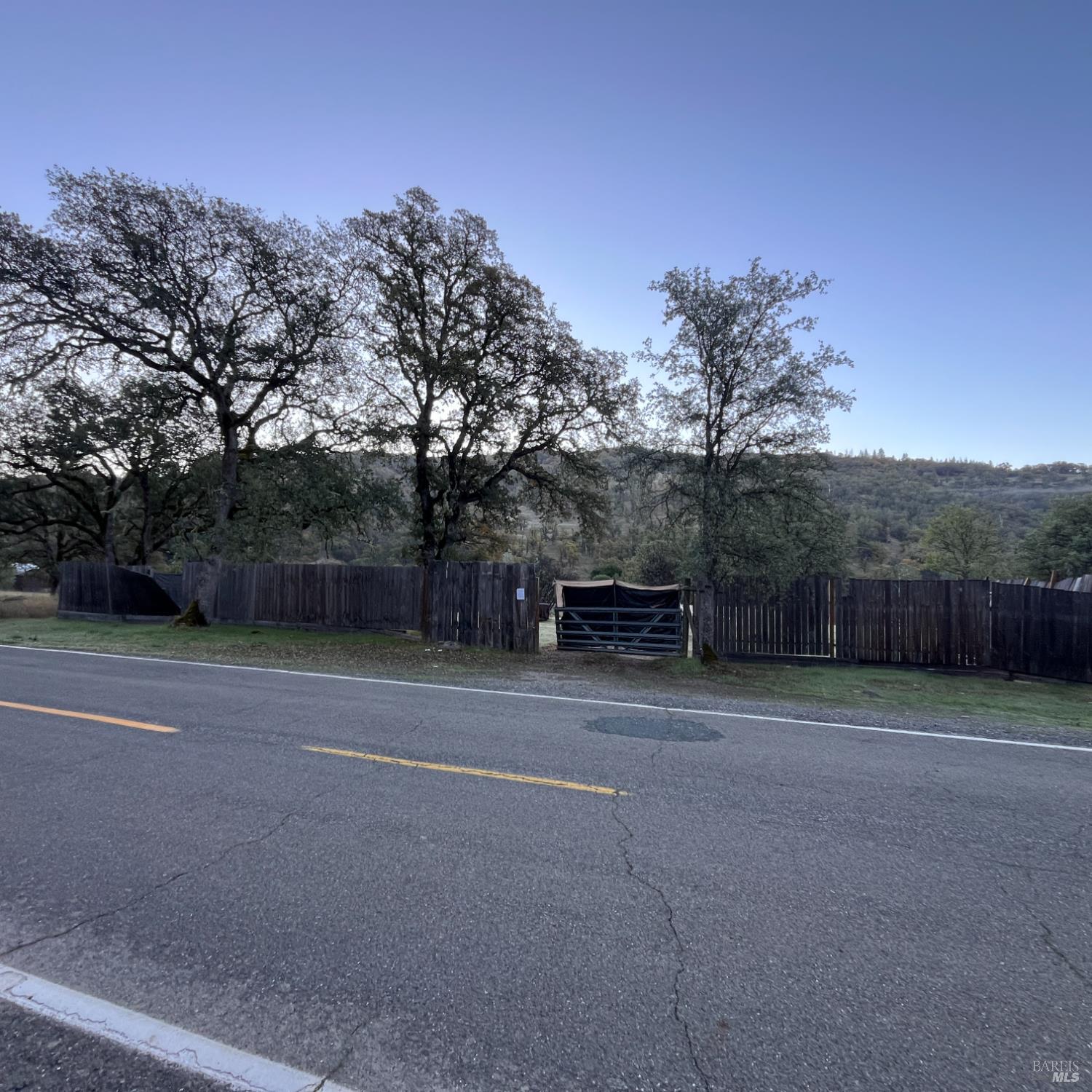 Detail Gallery Image 11 of 38 For 31975 Mendocino Pass Rd Rd, Covelo,  CA 95428 - – Beds | – Baths