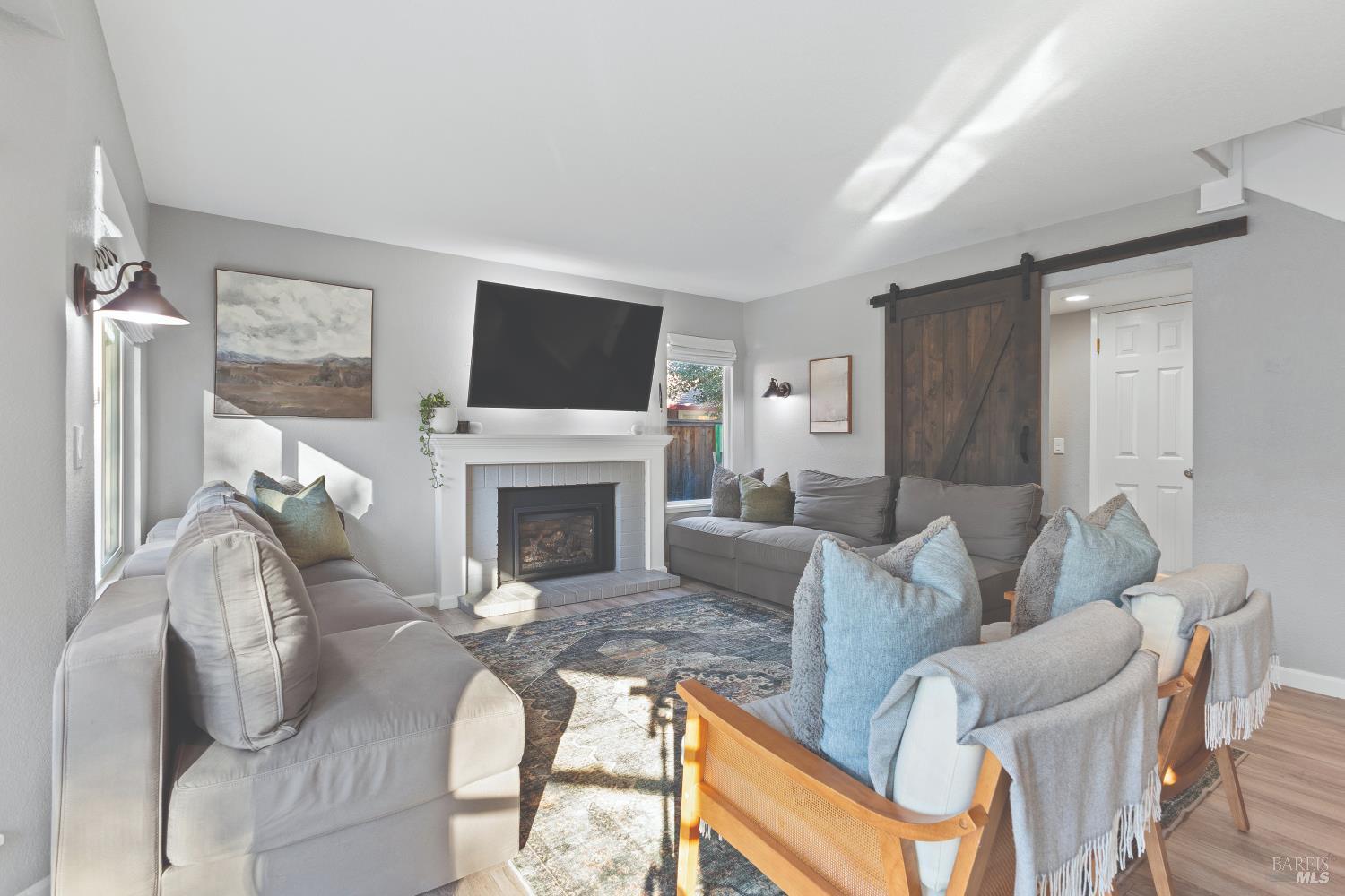 Detail Gallery Image 12 of 47 For 6417 Yale St, Windsor,  CA 95492 - 3 Beds | 2/1 Baths