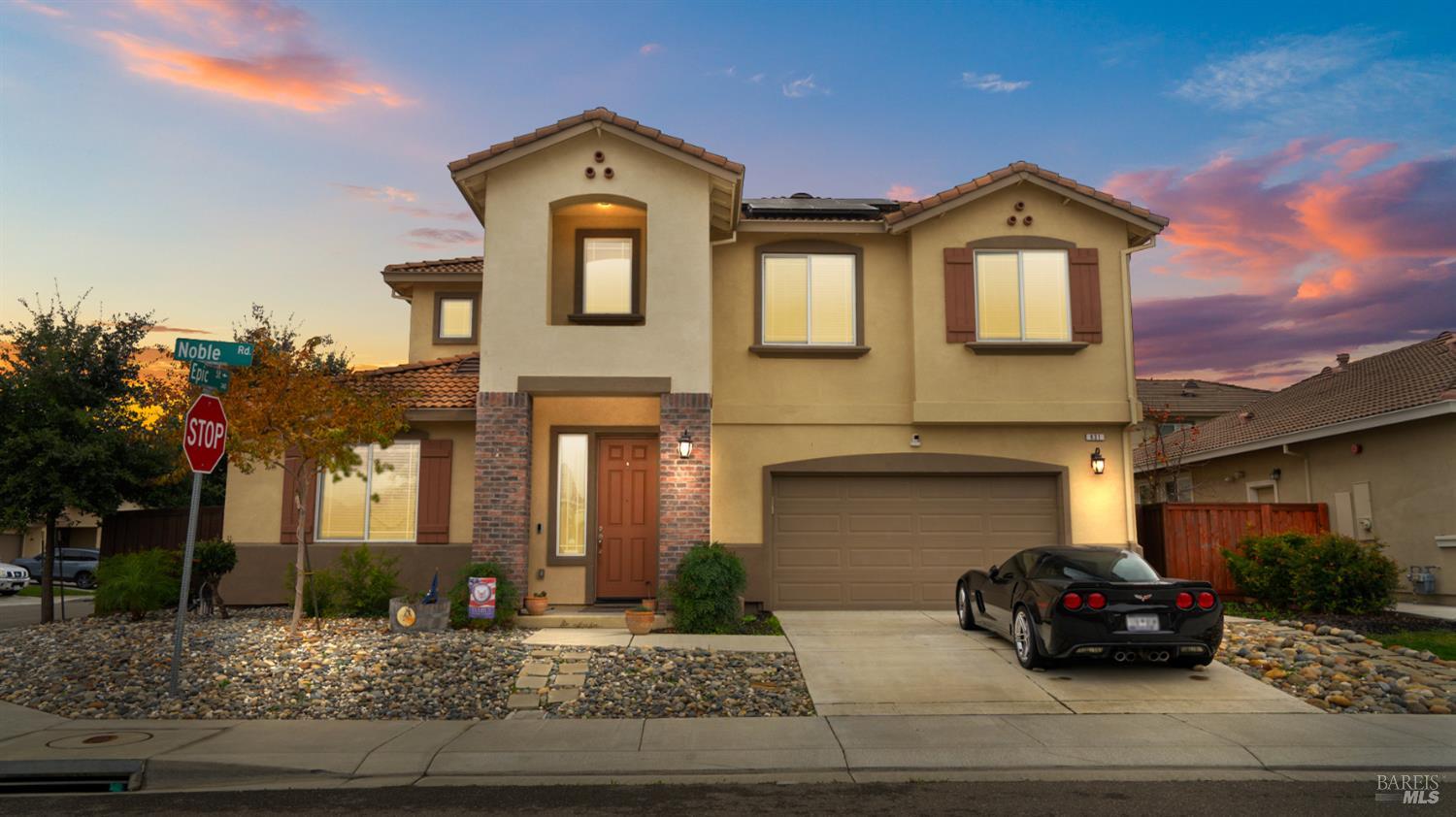 Detail Gallery Image 3 of 46 For 931 Noble Rd, Vacaville,  CA 95688 - 5 Beds | 3 Baths