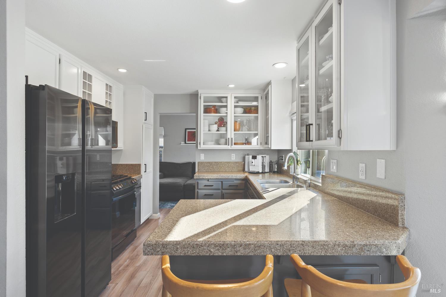 Detail Gallery Image 19 of 47 For 6417 Yale St, Windsor,  CA 95492 - 3 Beds | 2/1 Baths