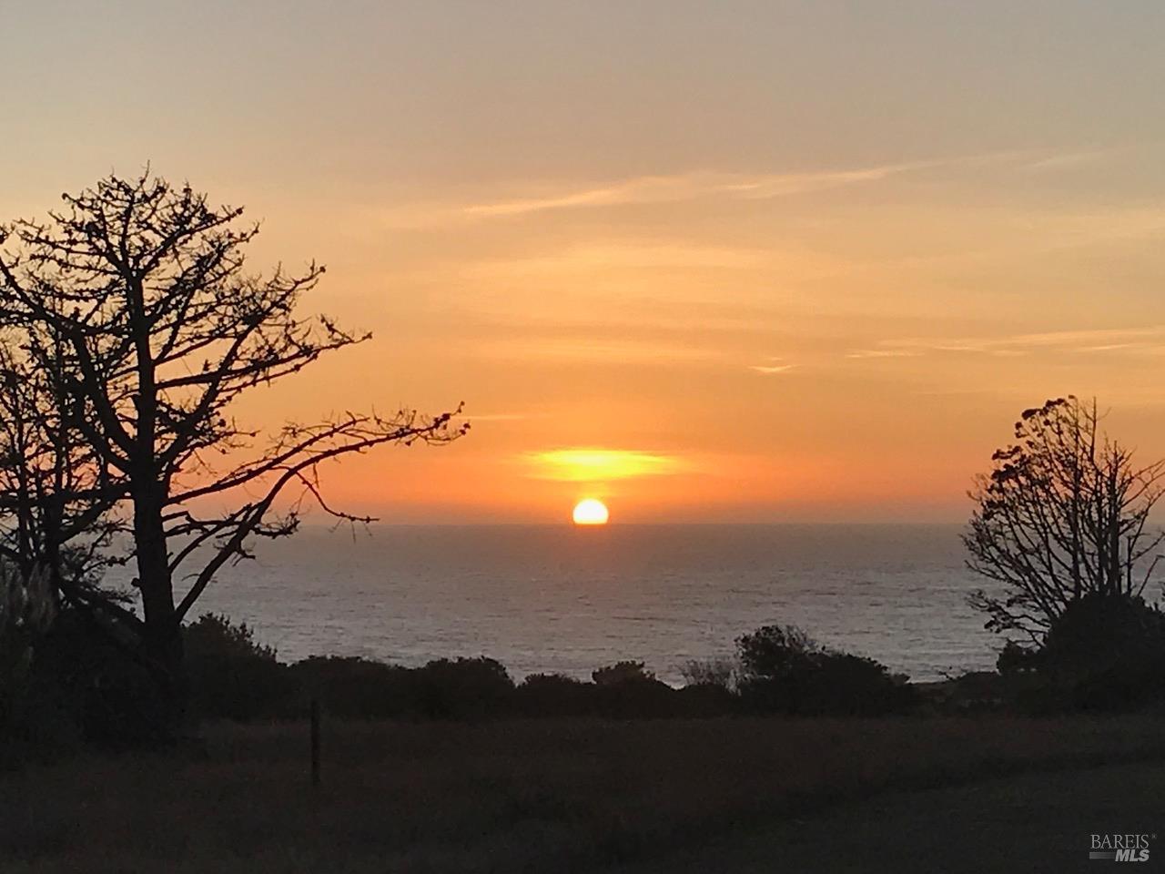 Detail Gallery Image 14 of 31 For 13500 Point Cabrillo Dr 20, Mendocino,  CA 95460 - 1 Beds | 1 Baths