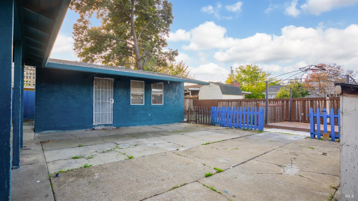 Detail Gallery Image 28 of 34 For 105 Phelan Ave, Vallejo,  CA 94590 - 4 Beds | 2 Baths