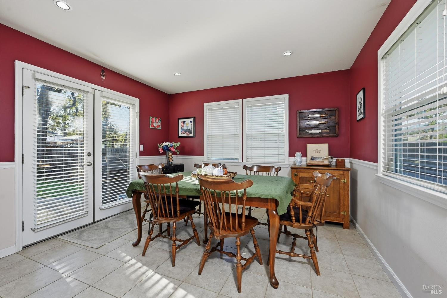 Detail Gallery Image 8 of 38 For 21264 Santa Clara Rd, Middletown,  CA 95461 - 3 Beds | 2/1 Baths