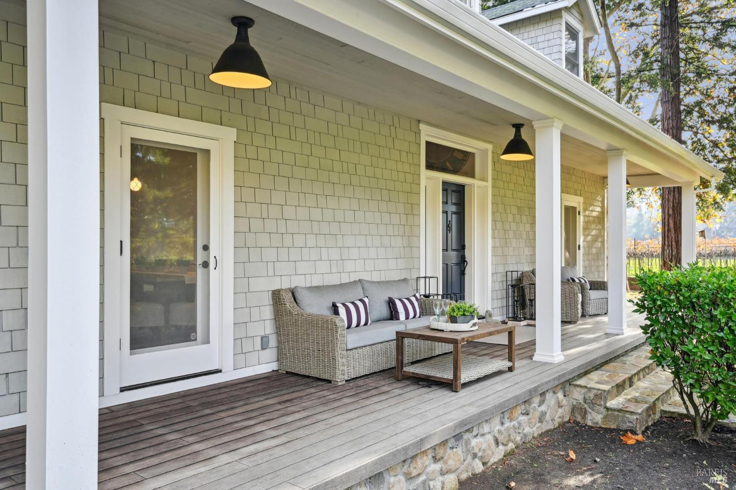 Detail Gallery Image 12 of 70 For 4188 Saint Helena Hwy, Calistoga,  CA 94515 - 3 Beds | 2/1 Baths