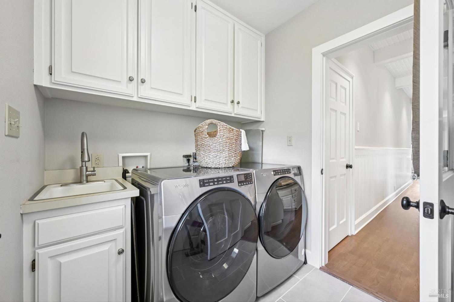 Detail Gallery Image 32 of 70 For 4188 Saint Helena Hwy, Calistoga,  CA 94515 - 3 Beds | 2/1 Baths