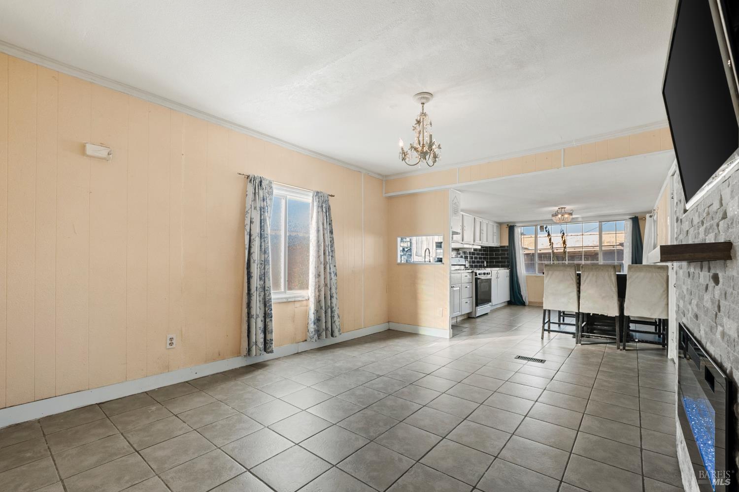 Detail Gallery Image 5 of 31 For 1153 Rumrill Blvd 55, San Pablo,  CA 94806 - 3 Beds | 1 Baths