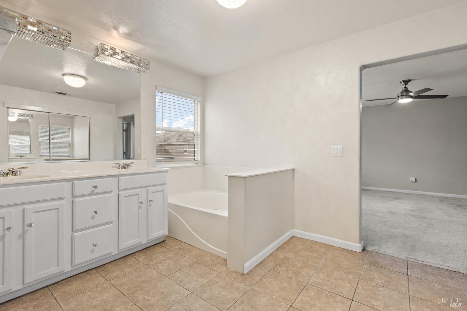 Detail Gallery Image 21 of 35 For 1783 Keesler Cir, Suisun City,  CA 94585 - 4 Beds | 3 Baths