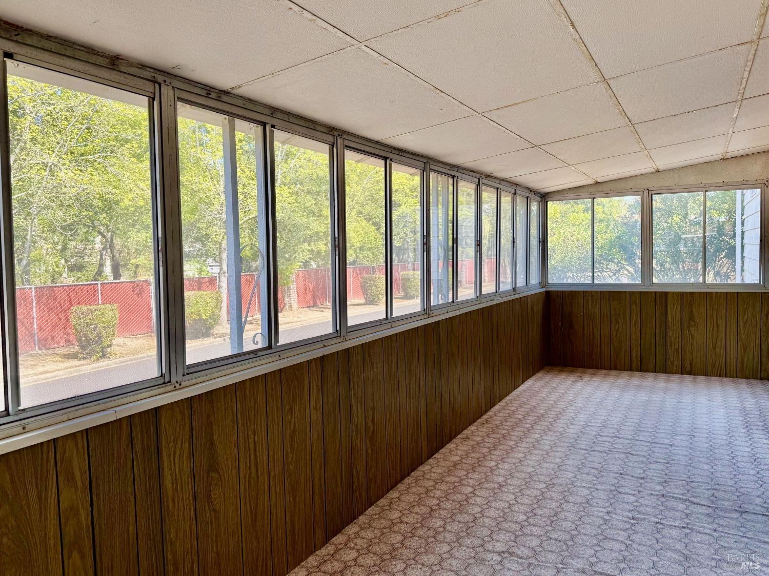 Detail Gallery Image 9 of 19 For 127 Salisbury Cir, Santa Rosa,  CA 95401 - 2 Beds | 2 Baths