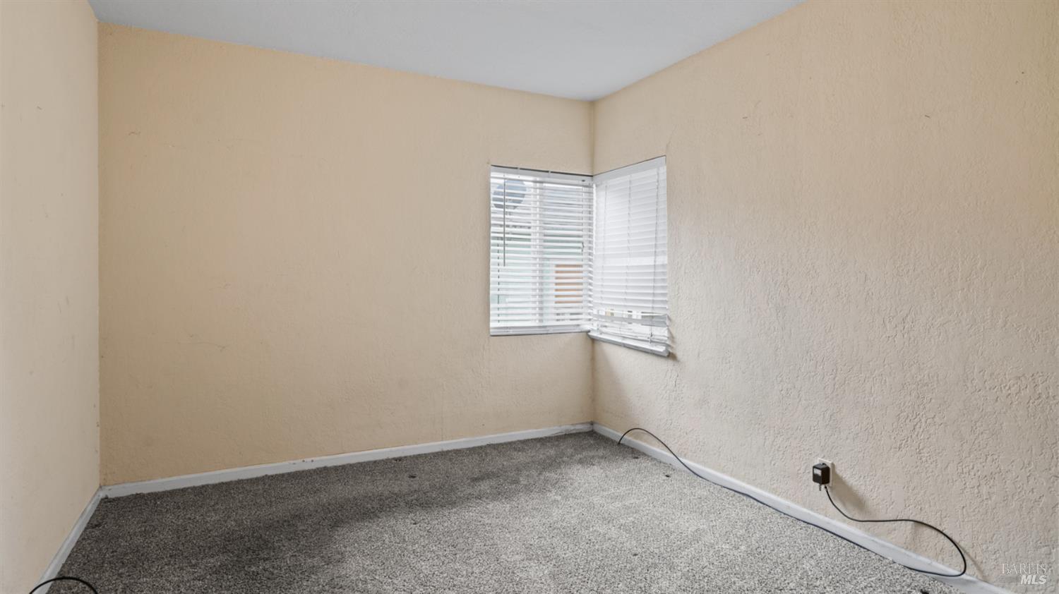 Detail Gallery Image 16 of 25 For 225 Gary Cir, Vallejo,  CA 94591 - 3 Beds | 1 Baths