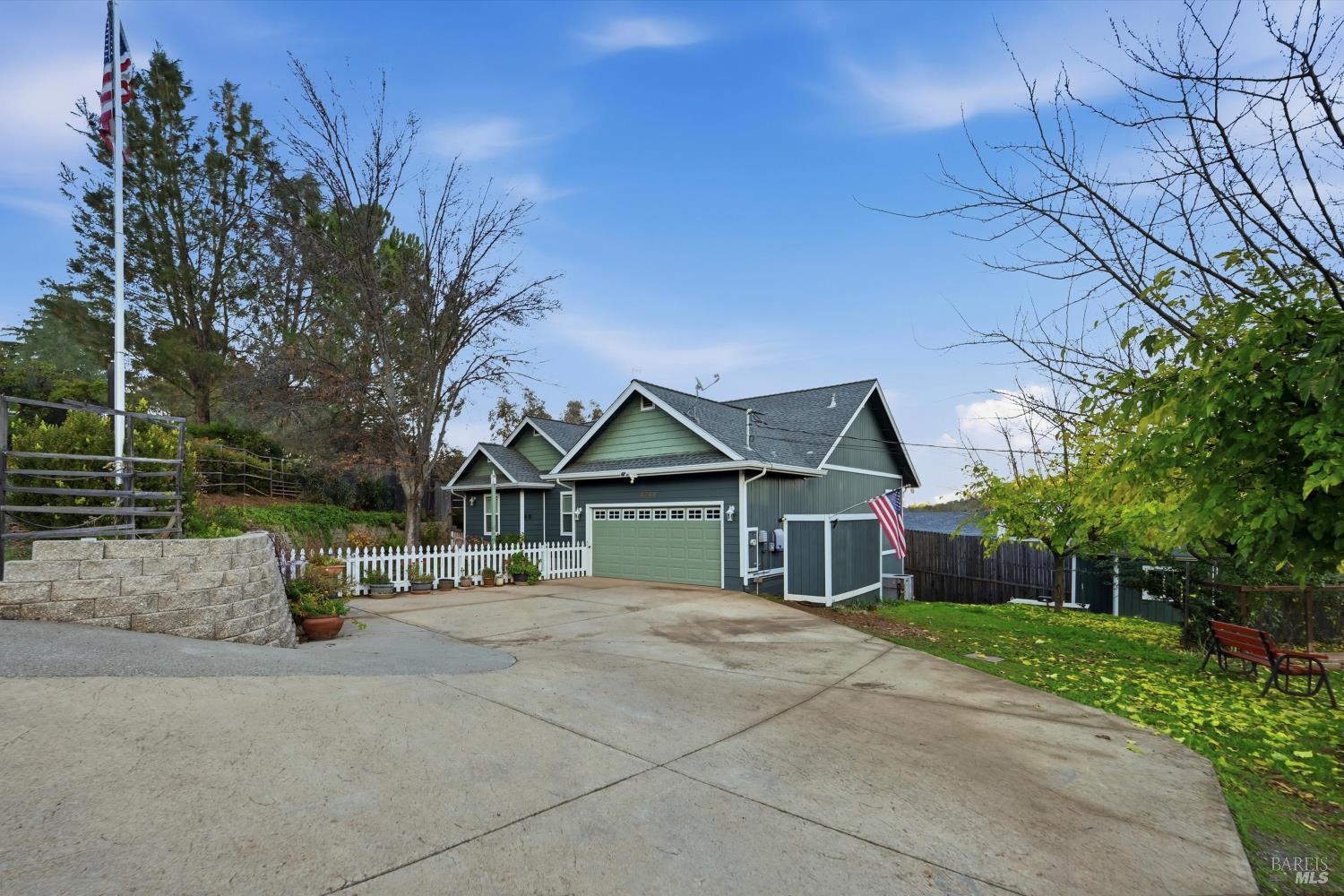 Front Image Thumbnail for BA325102877