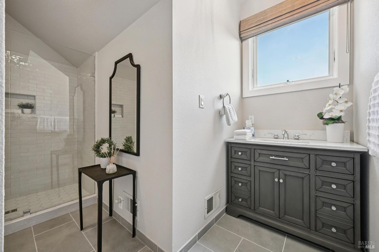 Detail Gallery Image 51 of 70 For 4188 Saint Helena Hwy, Calistoga,  CA 94515 - 3 Beds | 2/1 Baths