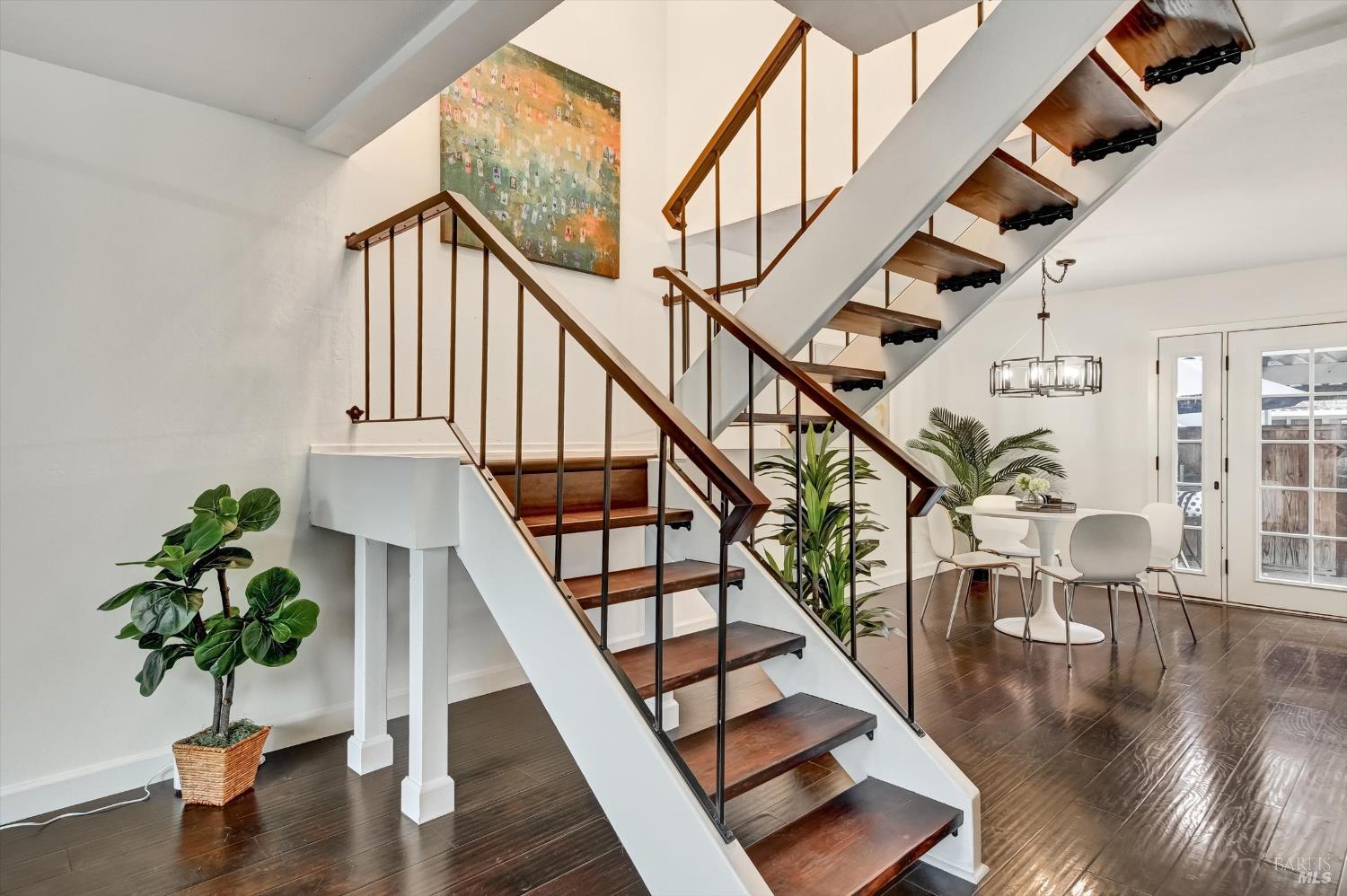 Detail Gallery Image 15 of 33 For 106 Albion Ct, Novato,  CA 94947 - 3 Beds | 2/1 Baths