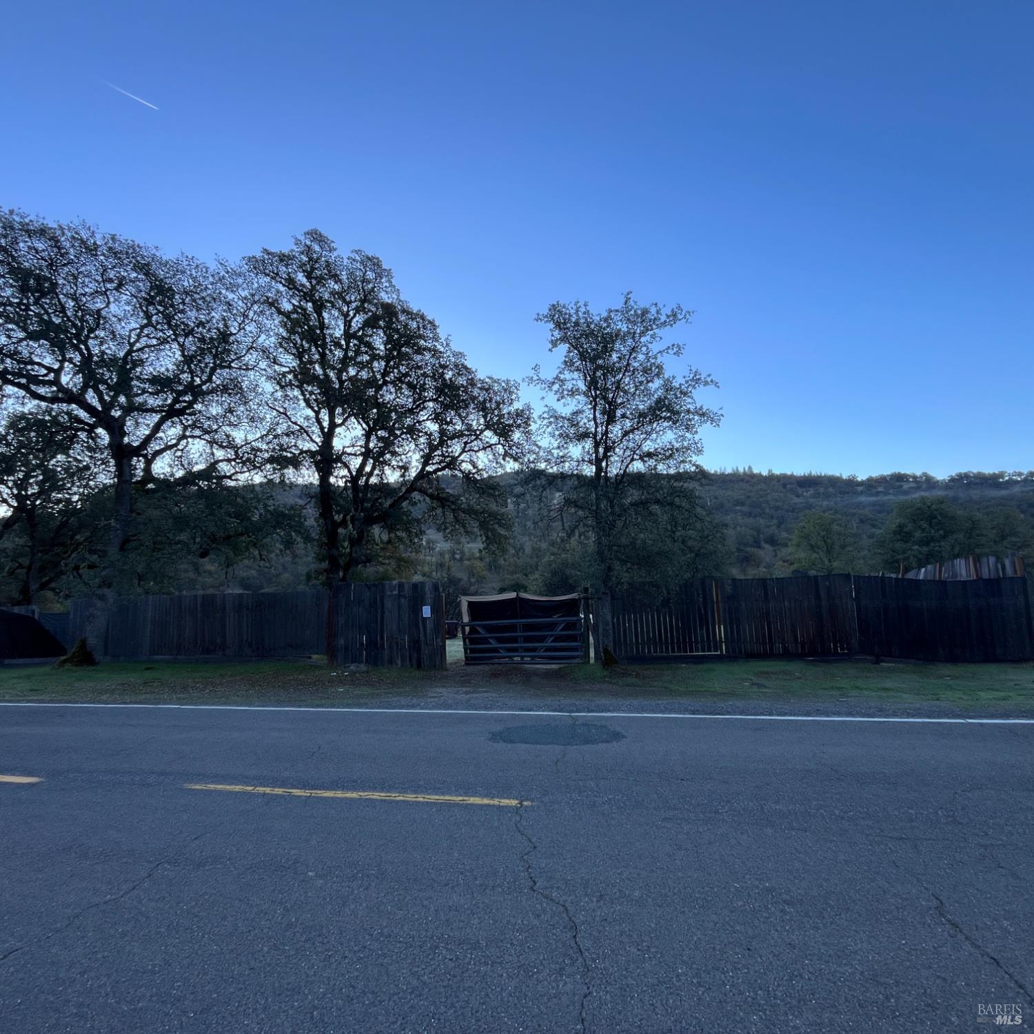 Detail Gallery Image 10 of 38 For 31975 Mendocino Pass Rd Rd, Covelo,  CA 95428 - – Beds | – Baths