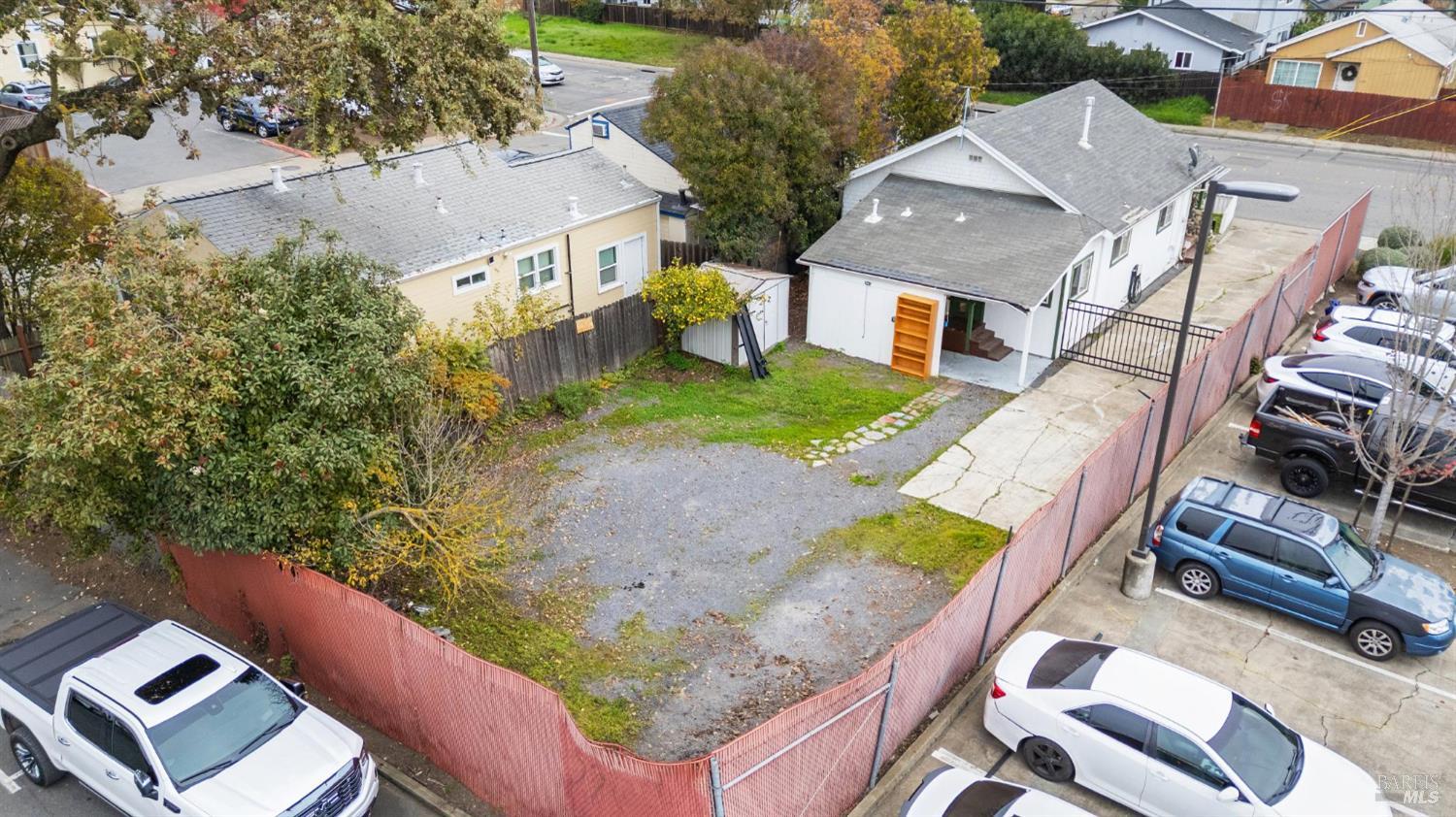 Detail Gallery Image 27 of 35 For 1127 Cleveland Ave, Santa Rosa,  CA 95401 - 2 Beds | 1/1 Baths