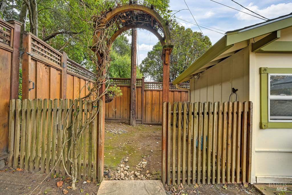 Detail Gallery Image 44 of 48 For 1342 Monteith Dr, Vallejo,  CA 94590 - 2 Beds | 2 Baths