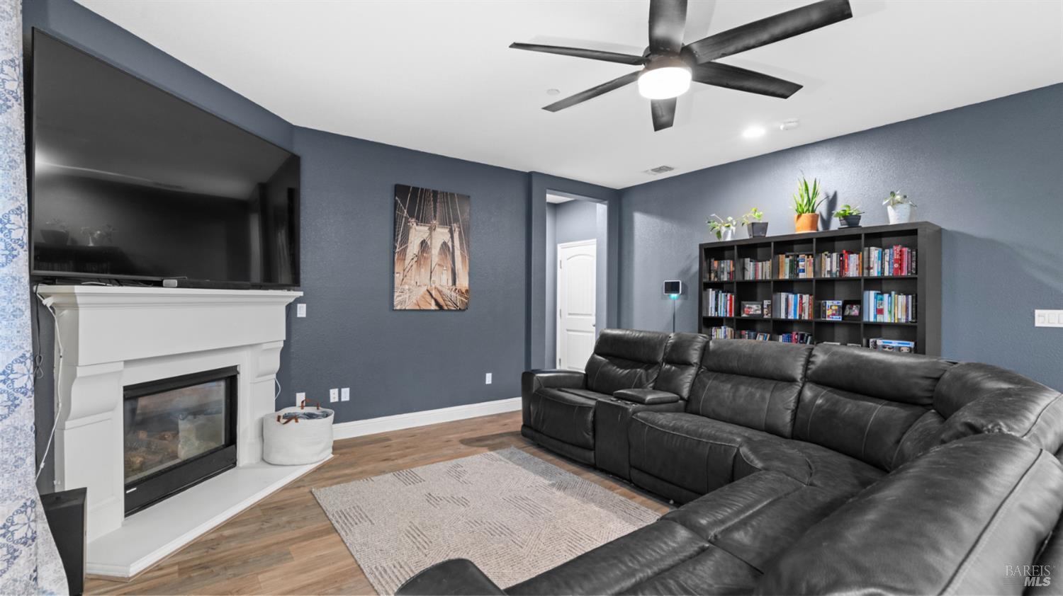 Detail Gallery Image 19 of 46 For 931 Noble Rd, Vacaville,  CA 95688 - 5 Beds | 3 Baths